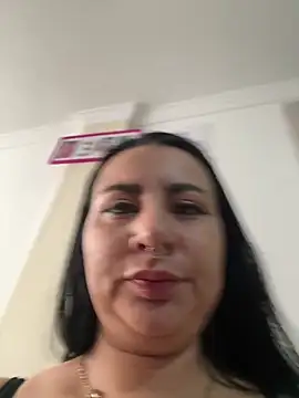 Snapshot of Abril_Luv chatting on May 2026 01:09:01 PM Abril Luv online show from May 2026 01:09:01 PM