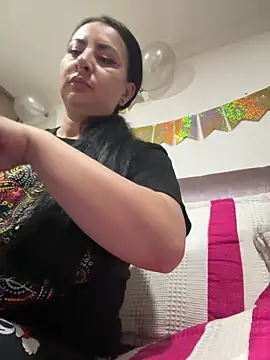 Abril Luv online show from February 2026 02:19:02 AM