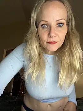 Sexual Lovable Doll online show from November 2025 05:17:02 PM