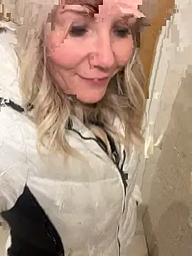 Sexual Lovable Doll online show from November 2025 04:44:02 PM