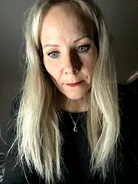 Sexual Lovable Doll online show from October 2025 04:08:02 PM