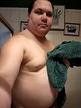 Snapshot of valhallacouple420 chatting on February 2025 01:03:02 AM valhallacouple420 online show from February 2025 01:03:02 AM