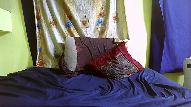 Cute boy2000 online show from February 2025 04:25:01 PM