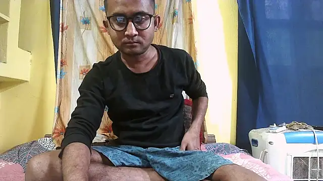 Cute boy2000 online show from March 2025 01:36:02 AM