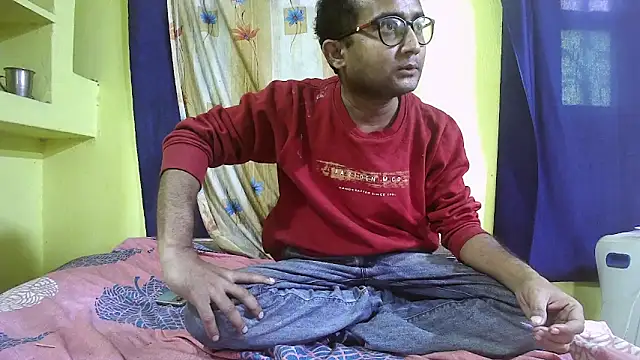 Cute boy2000 online show from January 2025 05:00:01 AM