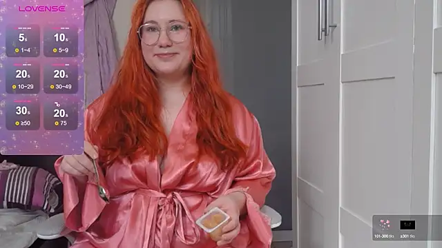 FluffyRainbowKity online show from September 2025 10:04:02 AM