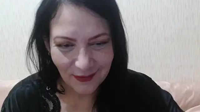 Snapshot of Mirabelle_Sweet chatting on October 2025 11:28:01 PM Mirabelle Sweet online show from October 2025 11:28:01 PM
