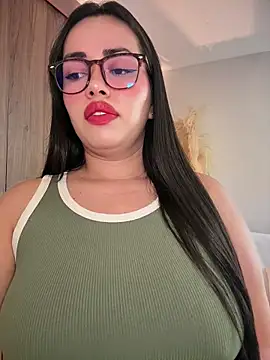 Snapshot of andra_rose chatting on July 2026 11:23:01 PM andra rose online show from July 2026 11:23:01 PM