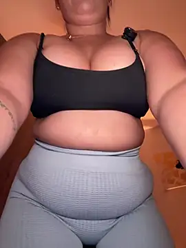 andra rose online show from May 2026 11:10:01 PM