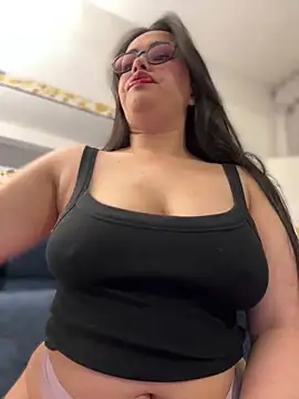 Snapshot of andra_rose chatting on March 2025 11:49:02 PM andra rose online show from March 2025 11:49:02 PM