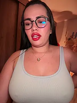 Snapshot of andra_rose chatting on July 2026 11:19:02 PM andra rose online show from July 2026 11:19:02 PM