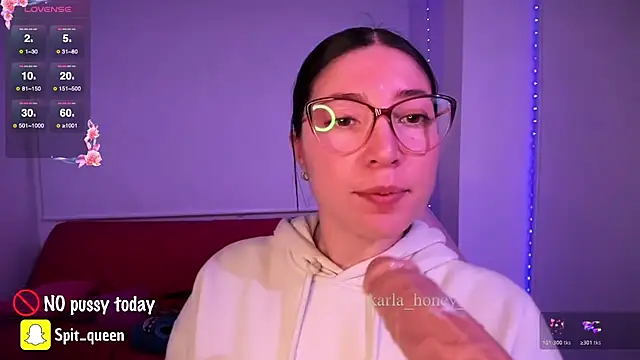 Spit queen online show from October 2025 11:58:02 PM