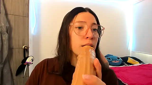 Spit queen online show from January 2025 05:24:01 PM