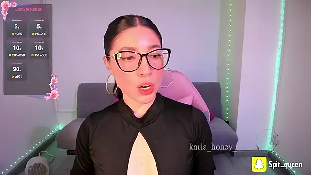 Spit queen online show from January 2026 12:50:02 AM