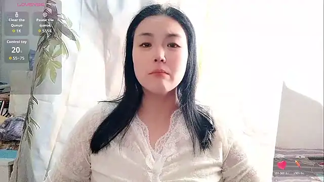 Snapshot of Vivianangn-e chatting on April 2026 06:53:02 AM Vivianangn-e online show from April 2026 06:53:02 AM
