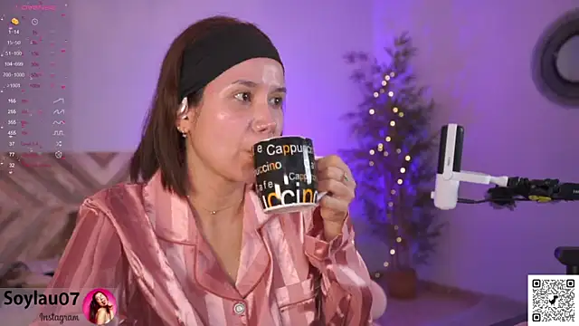 imjess01 online show from March 2026 04:53:01 PM