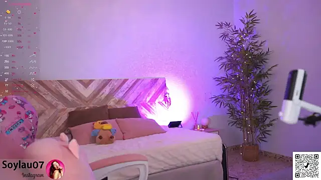 imjess01 online show from April 2026 03:38:02 PM