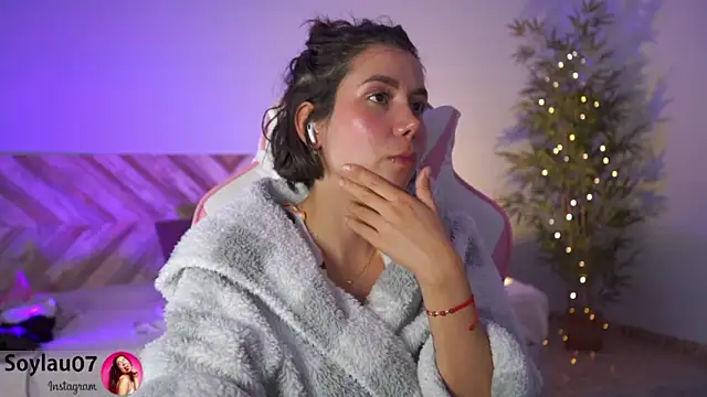 Snapshot of imjess01 chatting on December 2024 02:29:02 AM imjess01 online show from December 2024 02:29:02 AM