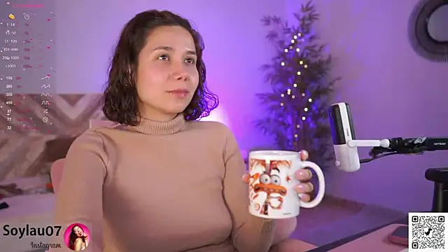 imjess01 online show from March 2026 06:09:01 PM