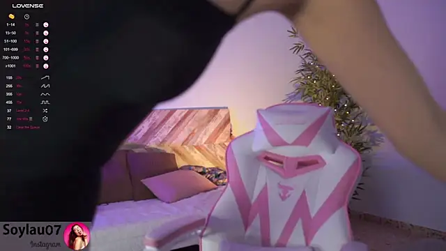 Snapshot of imjess01 chatting on December 2024 11:08:02 PM imjess01 online show from December 2024 11:08:02 PM