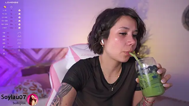 Snapshot of imjess01 chatting on February 2025 02:01:01 AM imjess01 online show from February 2025 02:01:01 AM