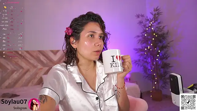 imjess01 online show from May 2026 02:56:01 PM