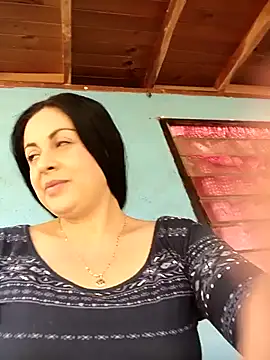 Juli Castillo8 online show from September 2025 01:50:02 PM