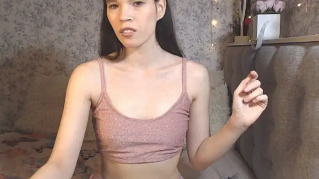 Nicole-Petite online show from December 2024 02:42:02 AM