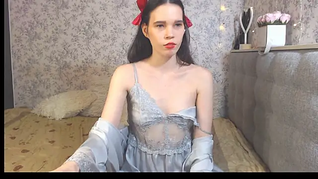 Nicole-Petite online show from January 2025 12:38:01 AM