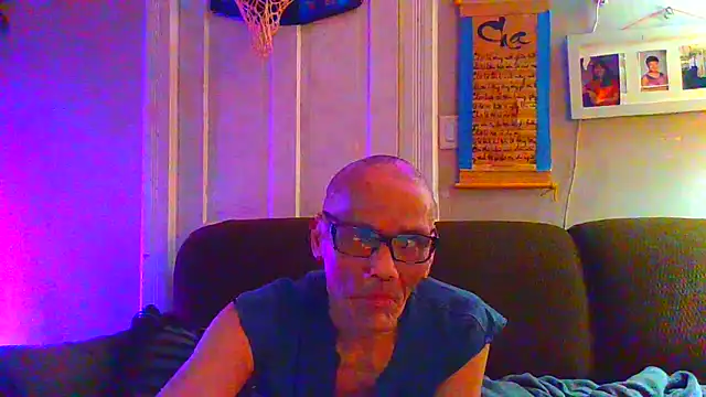 xuan8pssy ui69 online show from February 2026 09:11:02 AM