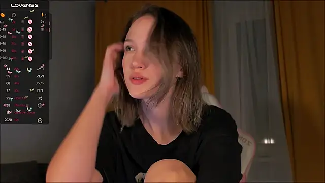 Snapshot of Amelia_Lein chatting on February 2025 06:32:02 PM Amelia Lein online show from February 2025 06:32:02 PM