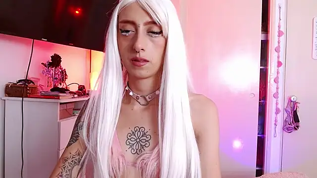 alisseallie online show from March 2026 12:18:01 AM