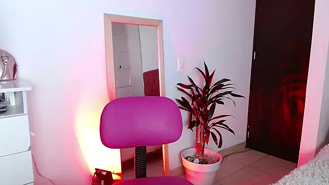 alisseallie online show from February 2025 12:30:02 AM