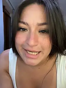 LuceroRm online show from February 2026 05:04:02 AM