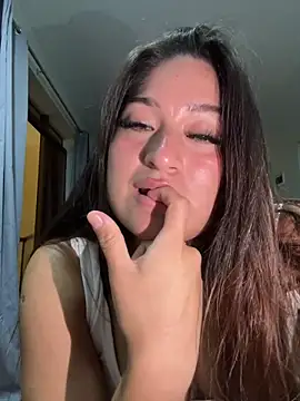 LuceroRm online show from March 2026 06:25:01 AM