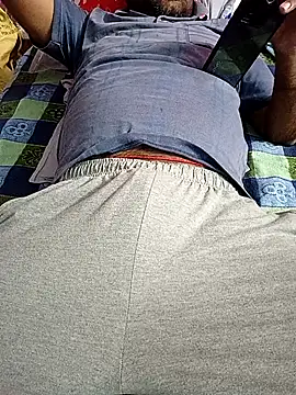 adicma123 online show from January 2026 06:03:02 PM