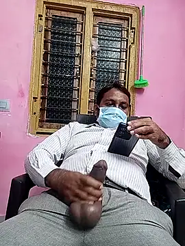 adicma123 online show from October 2025 03:31:02 PM