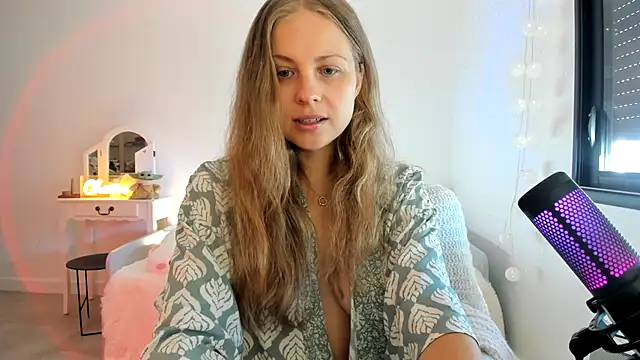 ImKeira online show from November 2025 09:12:02 AM