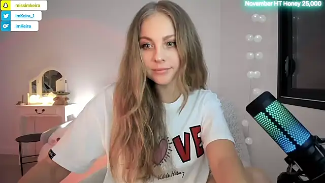 ImKeira online show from November 2025 07:14:02 PM