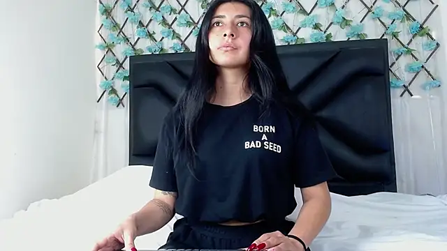 EmmaWilliamss online show from December 2025 03:24:01 PM