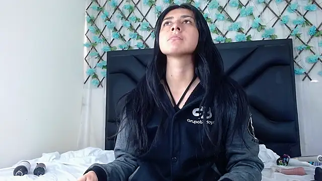 EmmaWilliamss online show from November 2025 03:34:02 PM