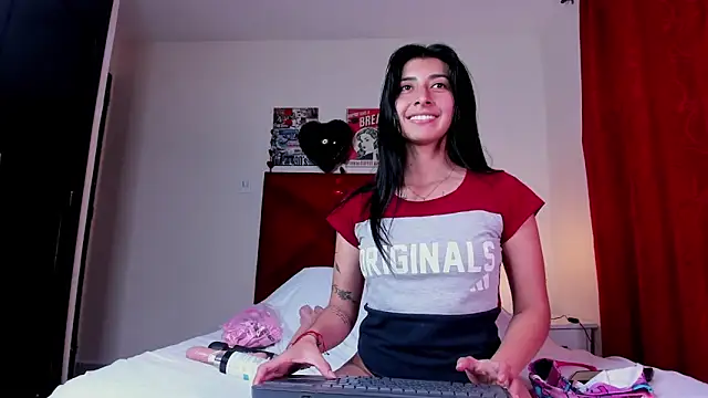 EmmaWilliamss online show from February 2025 05:09:02 PM