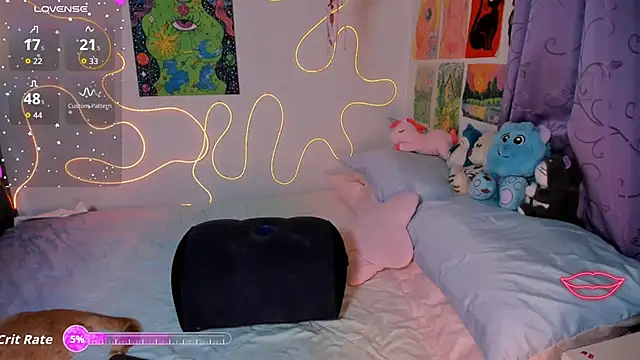 Cinnamon Meow online show from May 2026 03:21:01 AM