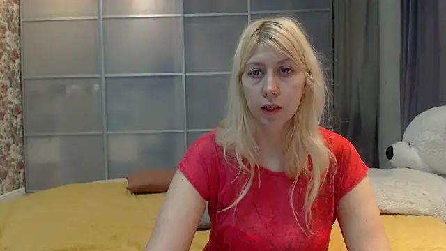 KyliePag online show from April 2026 05:54:02 AM