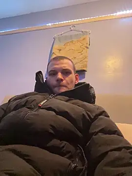 Z1uk online show from January 2025 08:00:01 PM