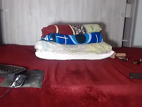 Snapshot of Uncut_Hairy_Dick chatting on May 2026 06:18:01 PM Uncut Hairy Dick online show from May 2026 06:18:01 PM