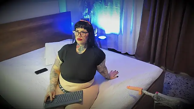 Snapshot of VampGirl1 chatting on June 2026 10:15:01 PM VampGirl1 online show from June 2026 10:15:01 PM
