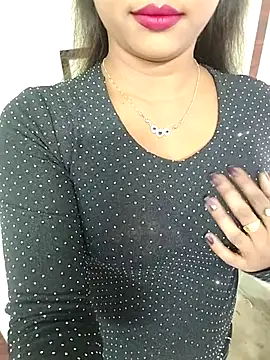 ANGE-MOU online show from February 2026 04:24:02 AM