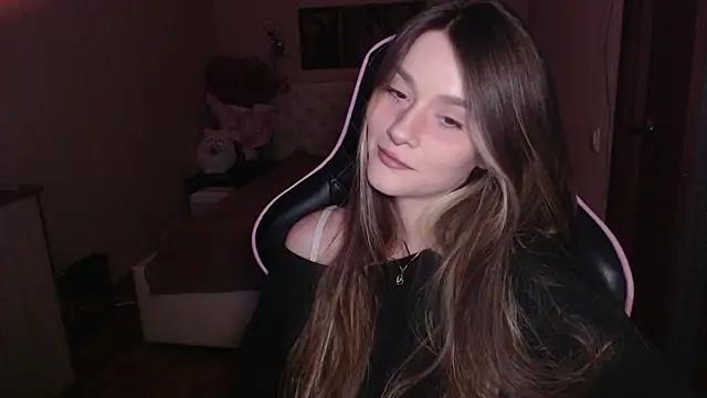 jeann elsaa online show from September 2025 08:36:02 PM