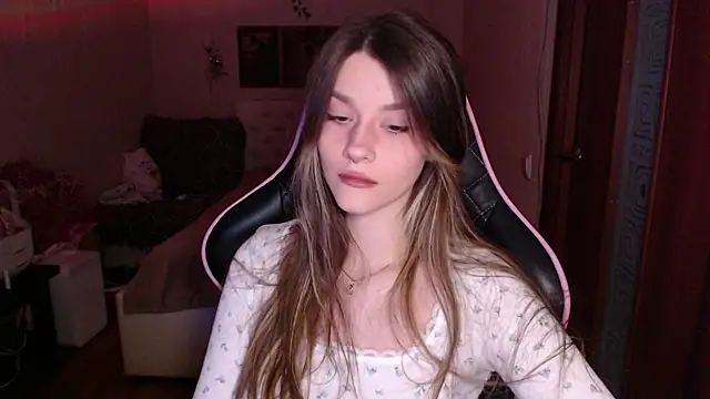 jeann elsaa online show from November 2025 04:45:02 AM